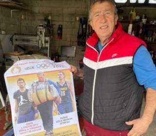 „Ужички супермен“ стигао у Париз