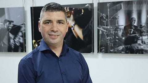 Фоторепортер Драган Карадаревић Карадара