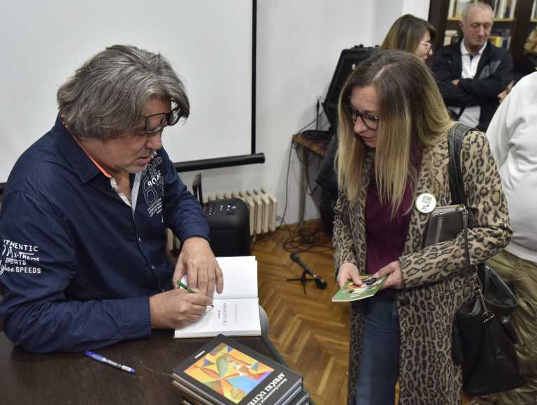 Књижевно вече Горана Којадиновића Coixa у ужичкој Гимназији